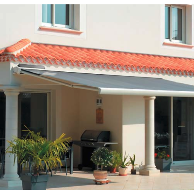 Store banne extérieur avec coffre Marque Roche, modèle Kolibri Jecréemonstore