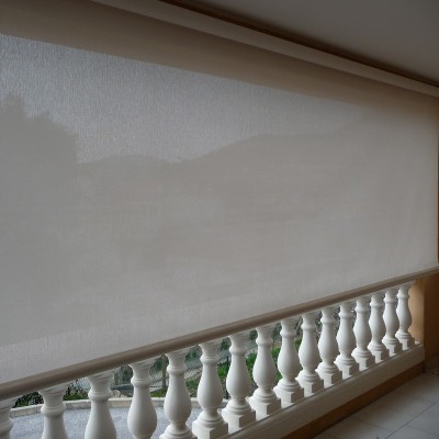 Store bannette à descente vertical