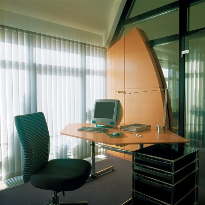 Store à bandes verticales 127 mm